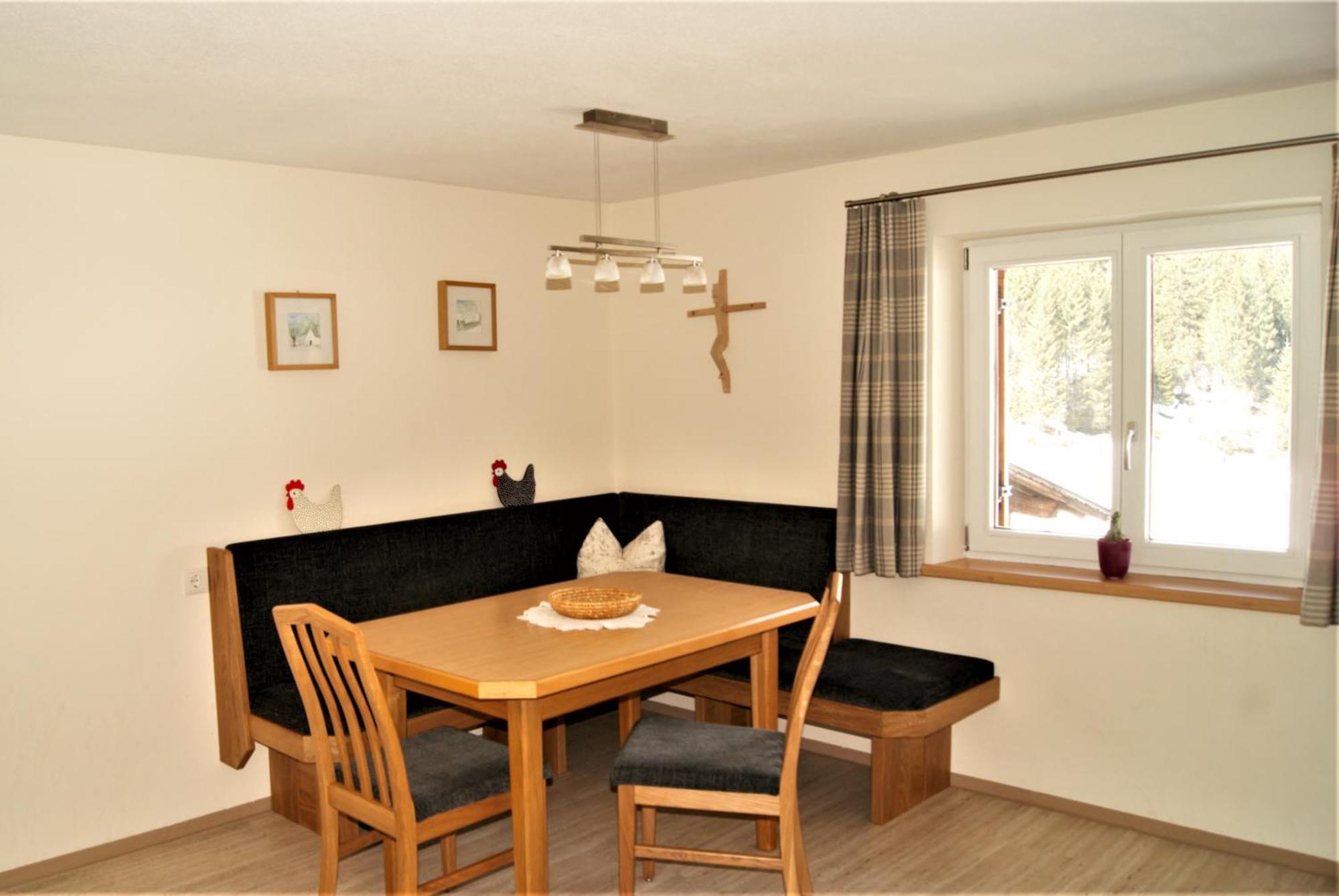 Landhaus St. Hubertus Kaunertal Ruang foto